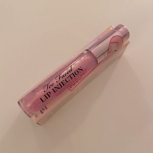 TOO FACED- Lip injection maximum plump